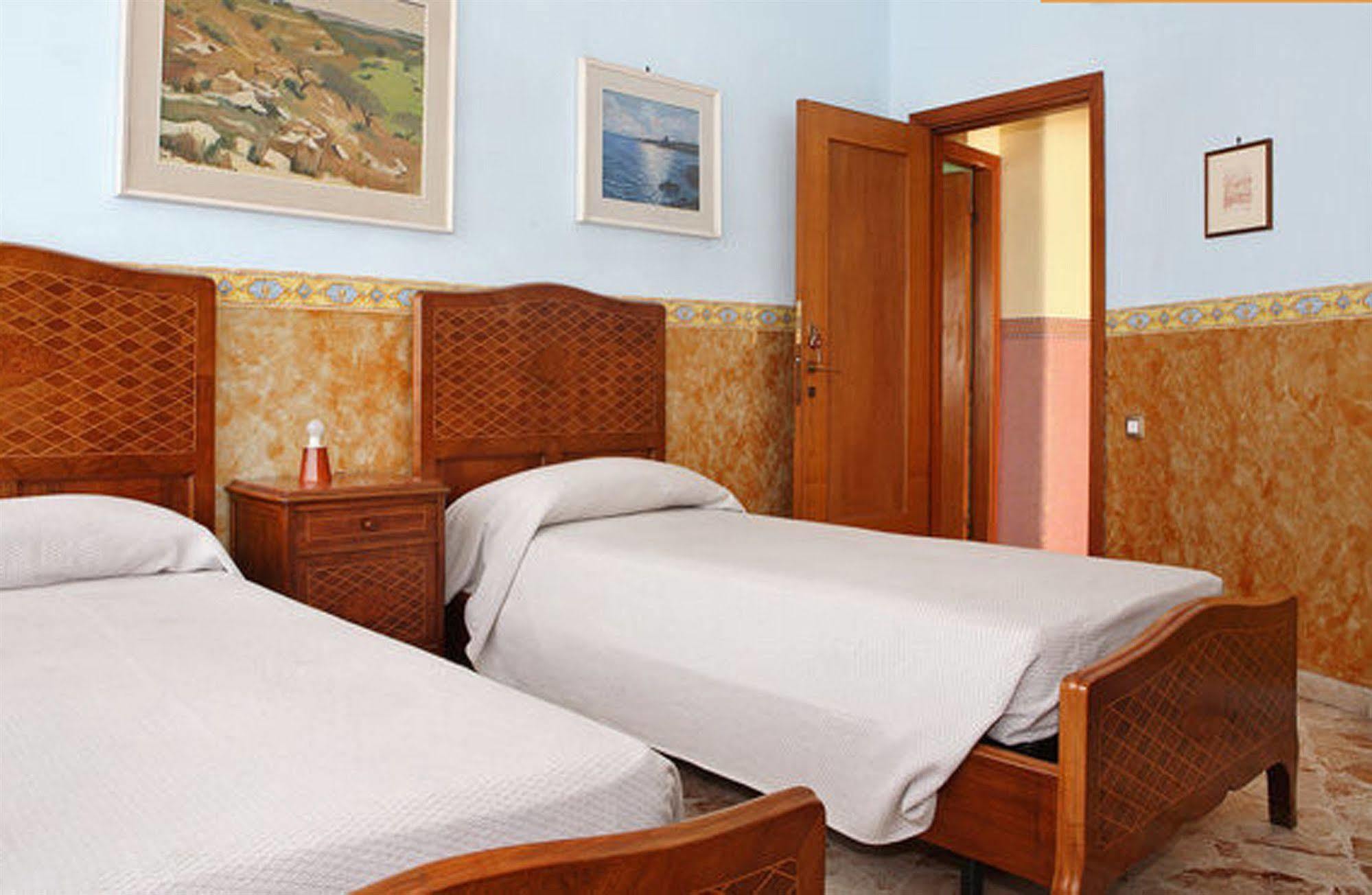 カターニア Casa Tina Maugeri Bed & Breakfast エクステリア 写真