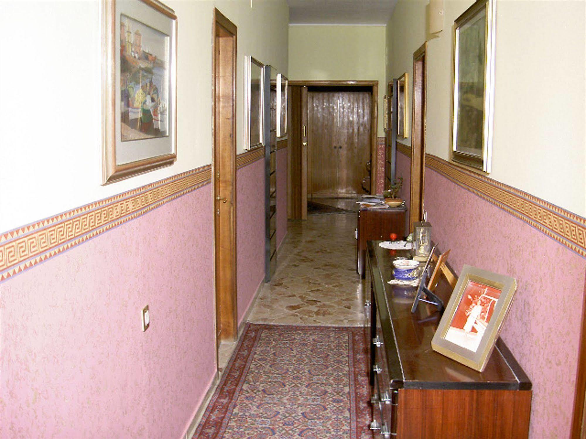 カターニア Casa Tina Maugeri Bed & Breakfast エクステリア 写真